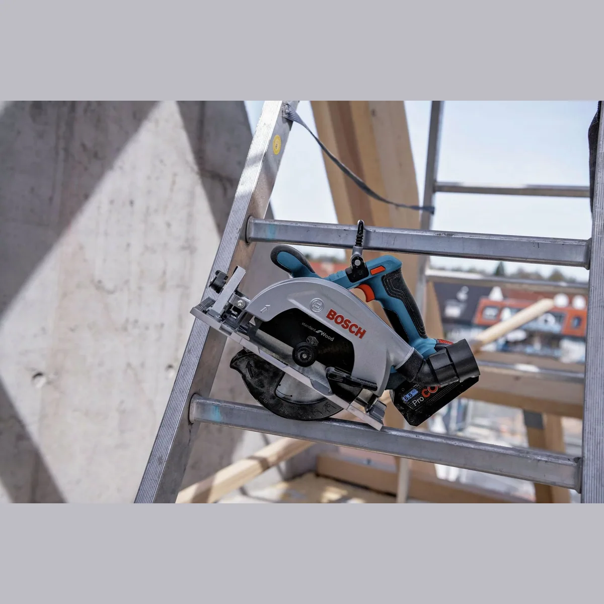 BOSCH GKS 18V-57-2 L Akku-Handkreissäge, präzise Schnitte, kabellos, leicht 5
