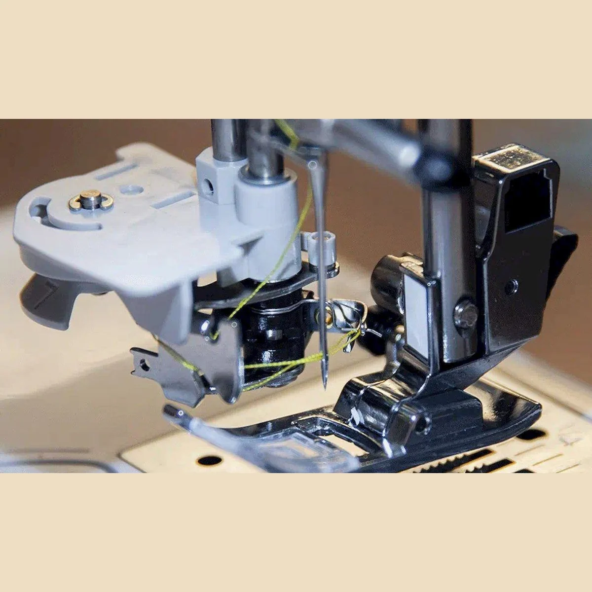 Brother Innov-is A65 Nähmaschine, 60 Programme, automatischer Nadeleinfädler, intuitive Bedienung 5