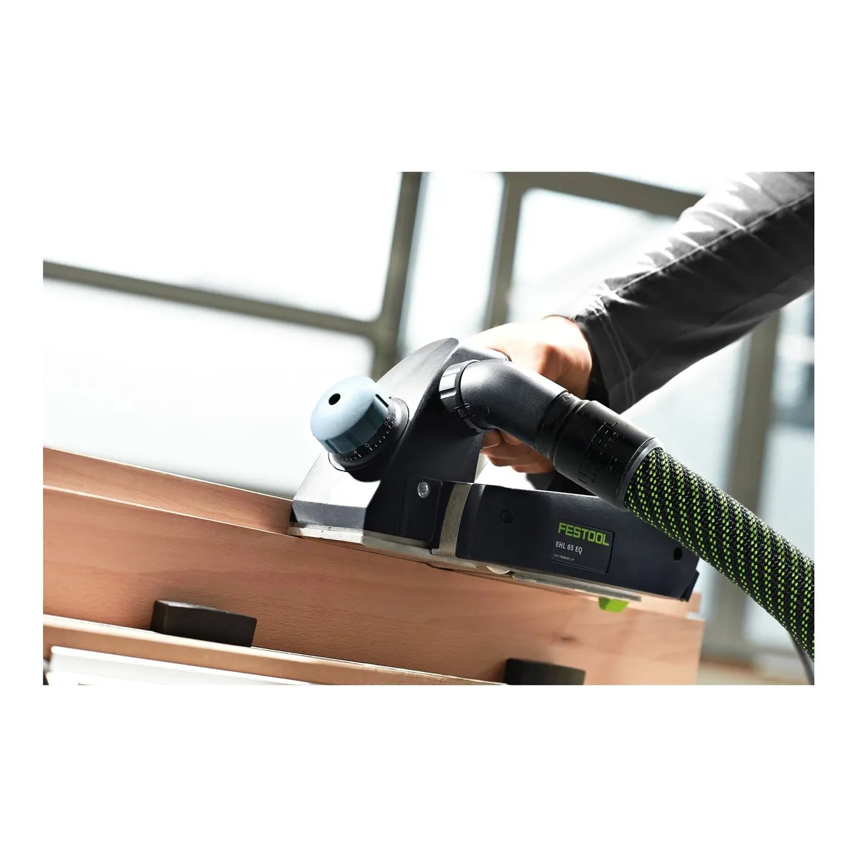 FESTOOL Einhandhobel EHL 65 EQ-Plus, leicht, leise, präzise — max. Spanabnahme 4 mm 3