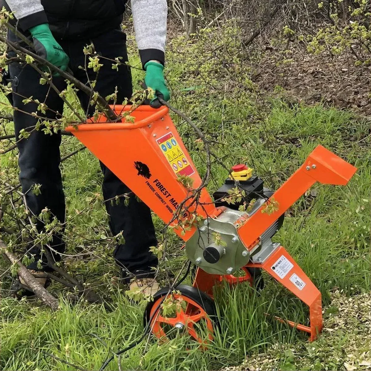Forest Master FM4DDE Elektro Häcksler, 2800 Watt, max. 5 cm Astdurchmesser, Direktantrieb 5