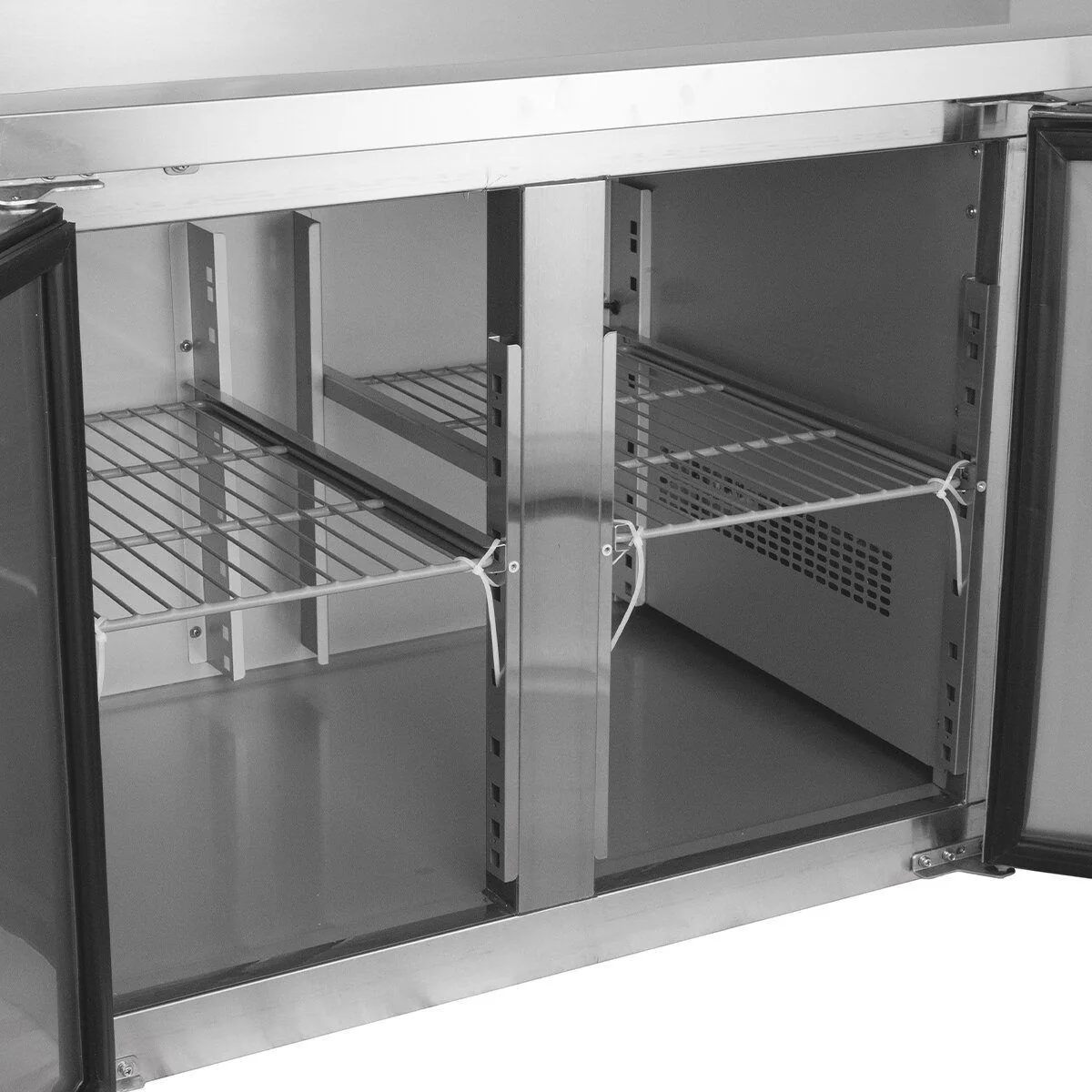 GastroHero Gefriertruhe Tiefkühltisch, 2 Türen, -22 °C, Edelstahl — großzügiger Stauraum, gleichmäßige Kühlung, einfache Reinigung 4