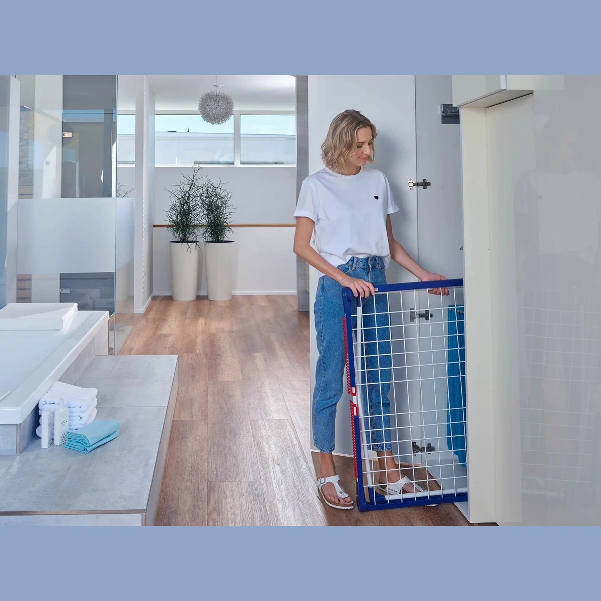 Leifheit Pegasus 180 Solid Plus, 18m Trockenlänge, 105cm Flügelhöhe, platzsparend zusammenklappbar 3