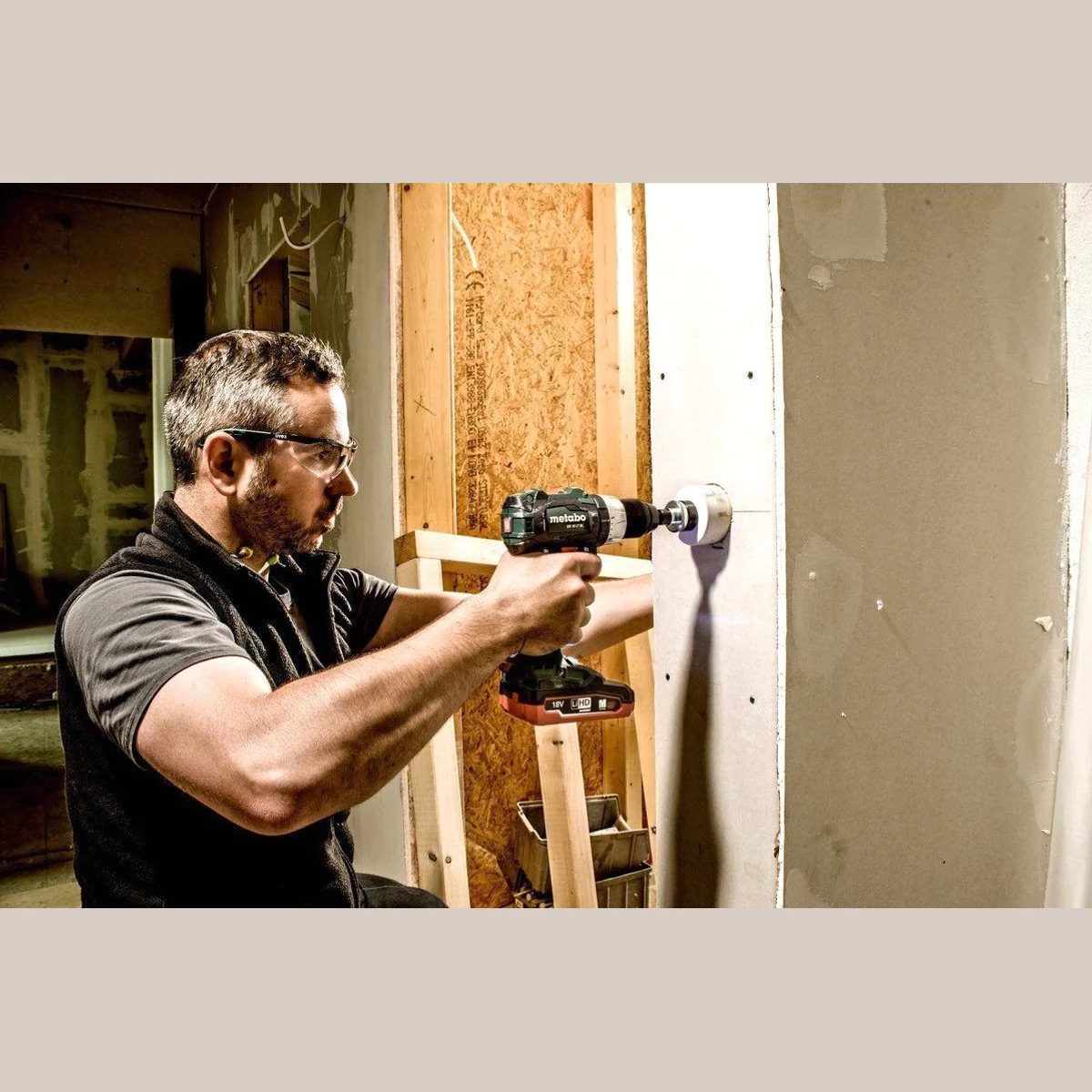 metabo SB 18 LT BL Akku-Schlagbohrmaschine, kompakt, leistungsstark, vielseitig 2