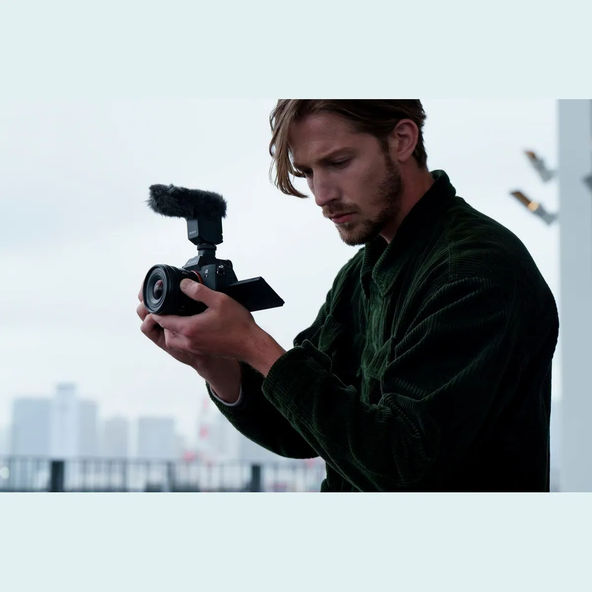 Sony E PZ 10-20 mm F4 G Objektiv, ultraleicht, konstante F4-Blende, vielseitiger Zoom 3